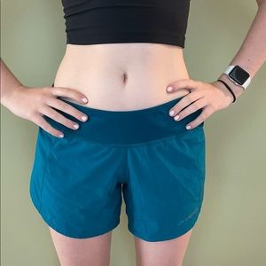 Brooks Women’s Chaser 5 inch running shorts